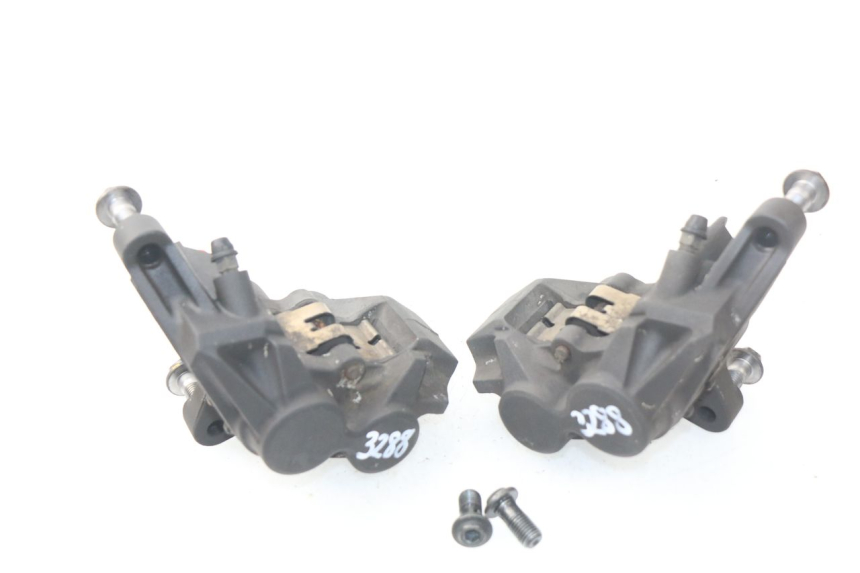 photo de PINÇA DE TRAVÃO DIANTEIRA YAMAHA TDM ABS 900 (2002 - 2014) - Ampliação técnica