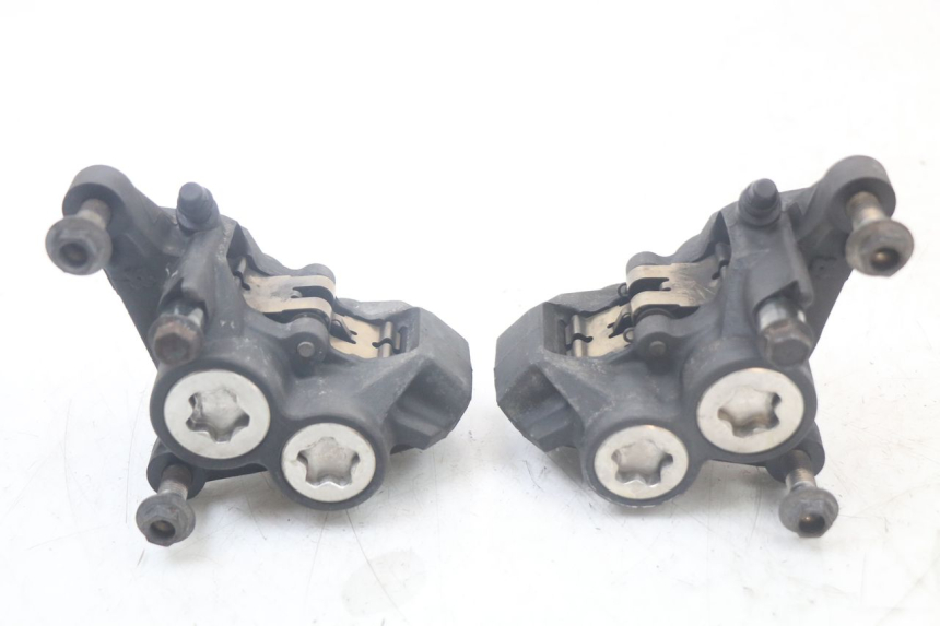 photo de PINÇA DE TRAVÃO DIANTEIRA YAMAHA TDM ABS 900 (2002 - 2014) - Vista principal