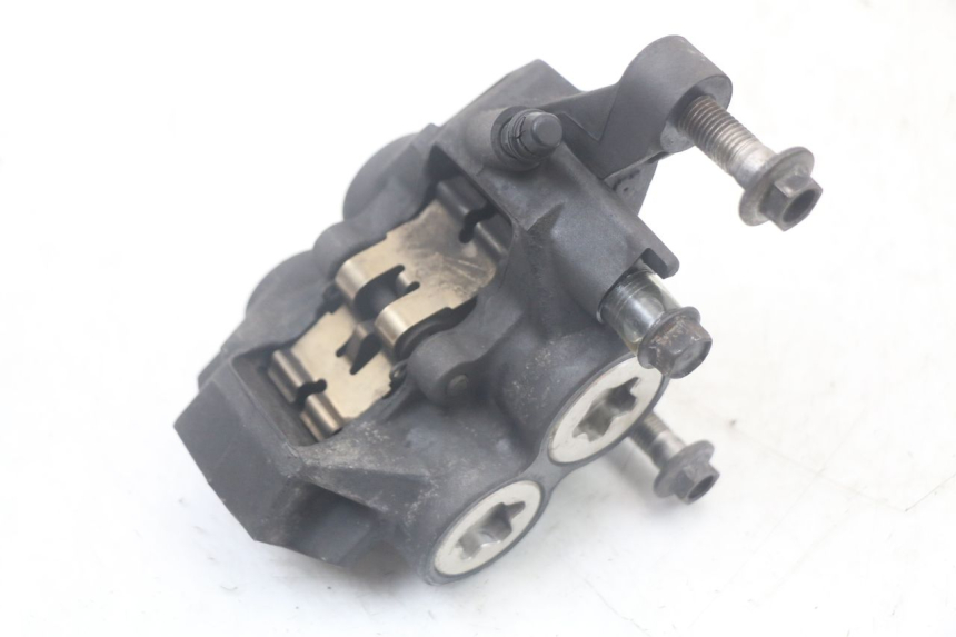 photo de PINÇA DE TRAVÃO DIANTEIRA YAMAHA TDM ABS 900 (2002 - 2014) - Vista de perto