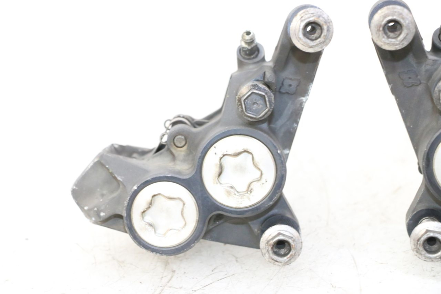 photo de PINÇA DE TRAVÃO DIANTEIRA YAMAHA TDM ABS 900 (2002 - 2014) - Ampliação dos componentes