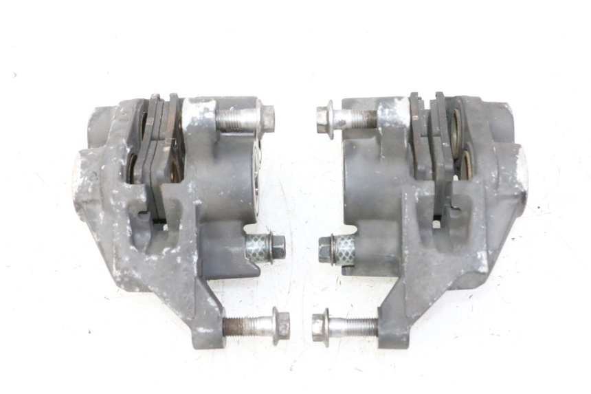 photo de PINÇA DE TRAVÃO DIANTEIRA YAMAHA TDM ABS 900 (2002 - 2014) - Pontos de fixação