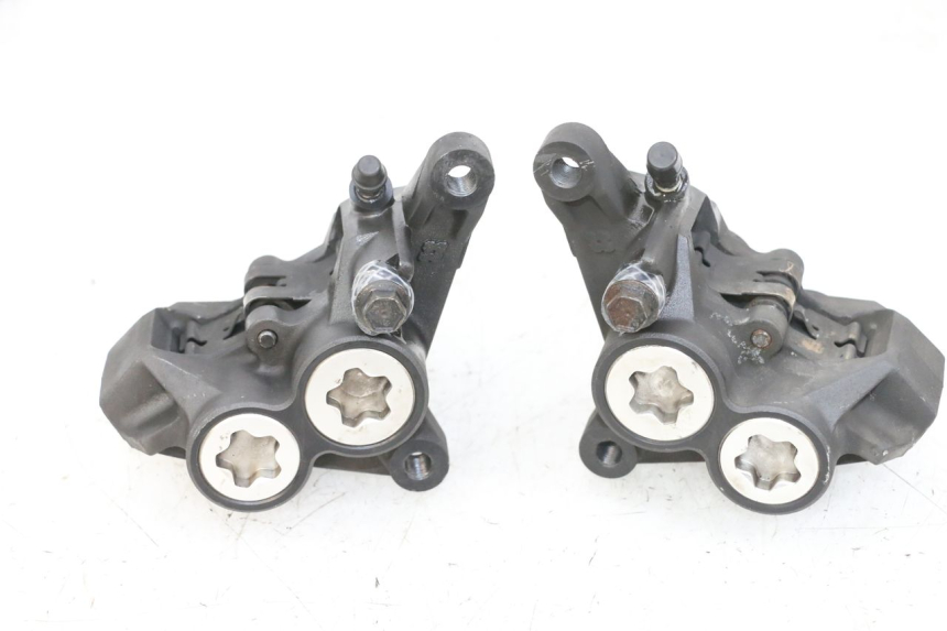 photo de PINÇA DE FREIO DIANTEIRA YAMAHA TDM ABS 900 (2002 - 2014) - Vista principal
