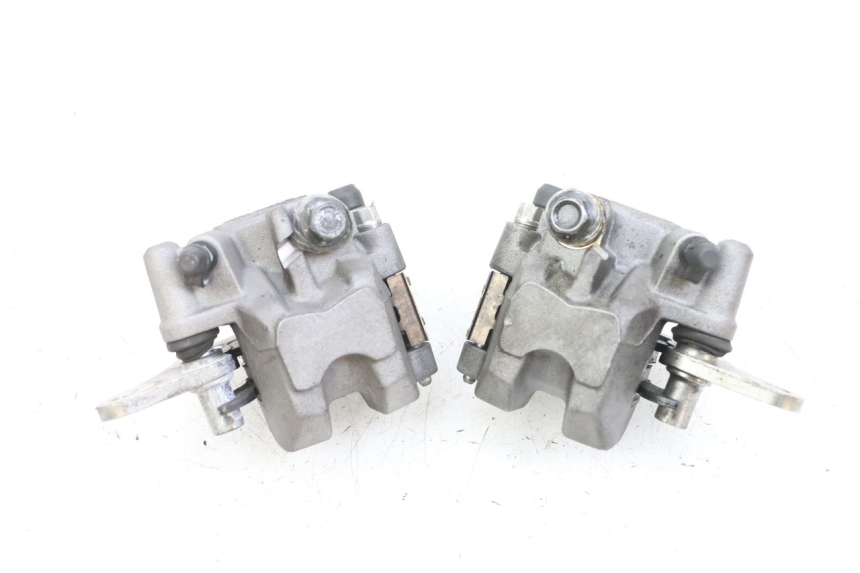photo de PINÇA DE FREIO DIANTEIRA YAMAHA TRICITY 300 (2020 - 2024) - Pontos de fixação