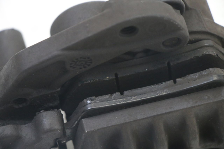 photo de PINÇA DE FREIO DIANTEIRA SUZUKI UH BURGMAN 125 (2002 - 2006) - Pontos de fixação