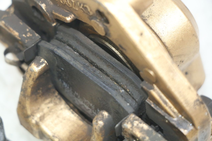 photo de PINÇA DE FREIO DIANTEIRA PEUGEOT V-CLIC VCLIC 50 (2007 - 2013) - Detalhe da peça