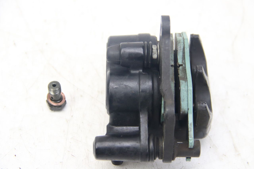 photo de PINÇA DE FREIO DIANTEIRA PIAGGIO VESPA SPRINT 2T 50 (2014 - 2018) - Pontos de fixação