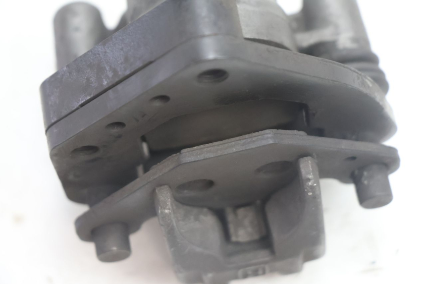 photo de PINÇA DE TRAVÃO DIANTEIRA PEUGEOT VIVACITY 100 (1999 - 2008) - Pontos de fixação