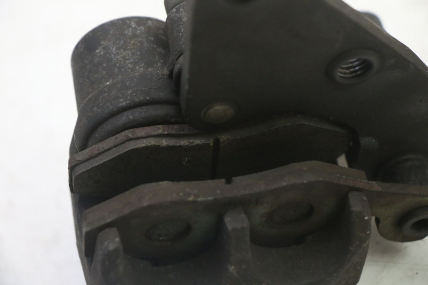 photo de PINÇA DE TRAVÃO DIANTEIRA PIAGGIO X9 EVOLUTION 125 (2003 - 2007) - Detalhes característicos
