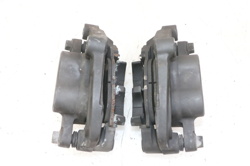 photo de PINÇA DE FREIO DIANTEIRA YAMAHA XJ6 ABS 600 (2008 - 2016) - Outro ângulo de visão