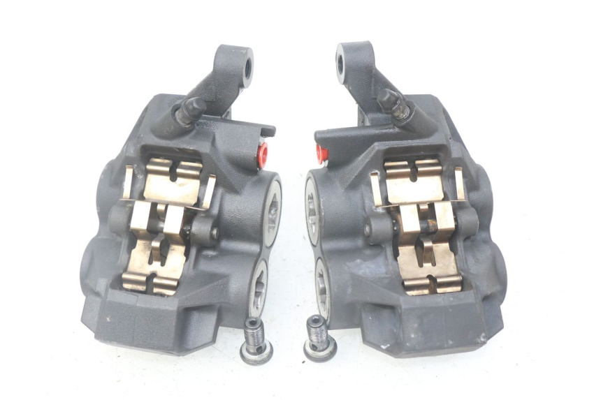 photo de PINÇA DE TRAVÃO DIANTEIRA YAMAHA XP T-MAX TMAX ABS 530 (2012 - 2015) - Pontos de fixação