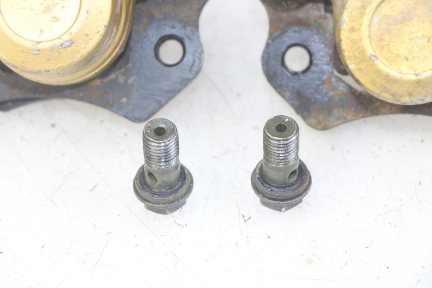 photo de PINÇA DE TRAVÃO DIANTEIRA SHINERAY XY250 STXE 250 (2006 - 2012) - Detalhes característicos