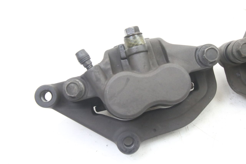 photo de PINÇA DE FREIO DIANTEIRA YAMAHA XJ6 600 (2008 - 2016) - Detalhe da peça