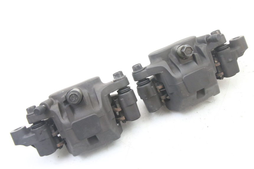 photo de PINÇA DE FREIO DIANTEIRA YAMAHA XJ6 600 (2008 - 2016) - Outro ângulo de visão