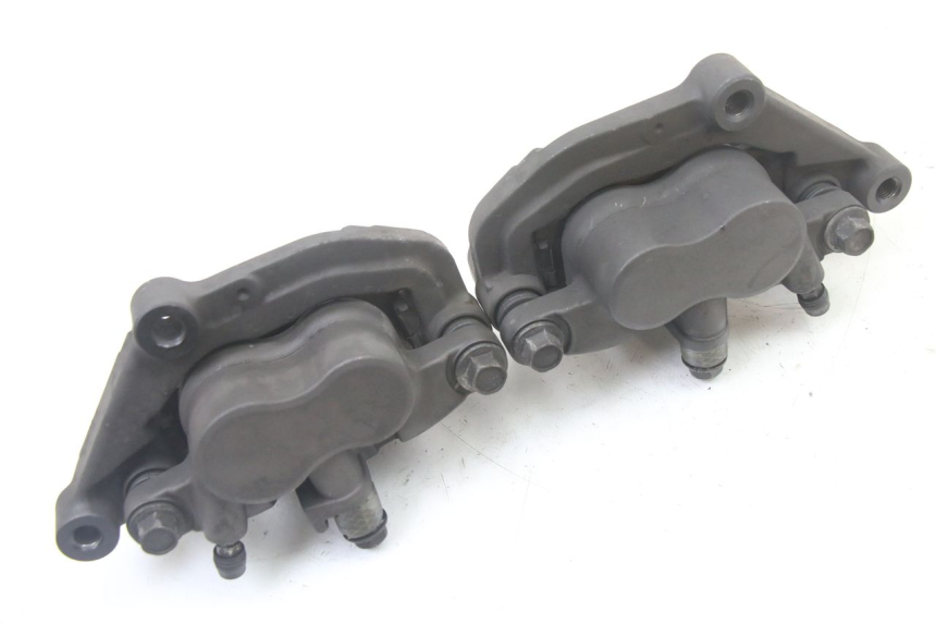 photo de PINÇA DE FREIO DIANTEIRA YAMAHA XJ6 600 (2008 - 2016) - Marcações e referências