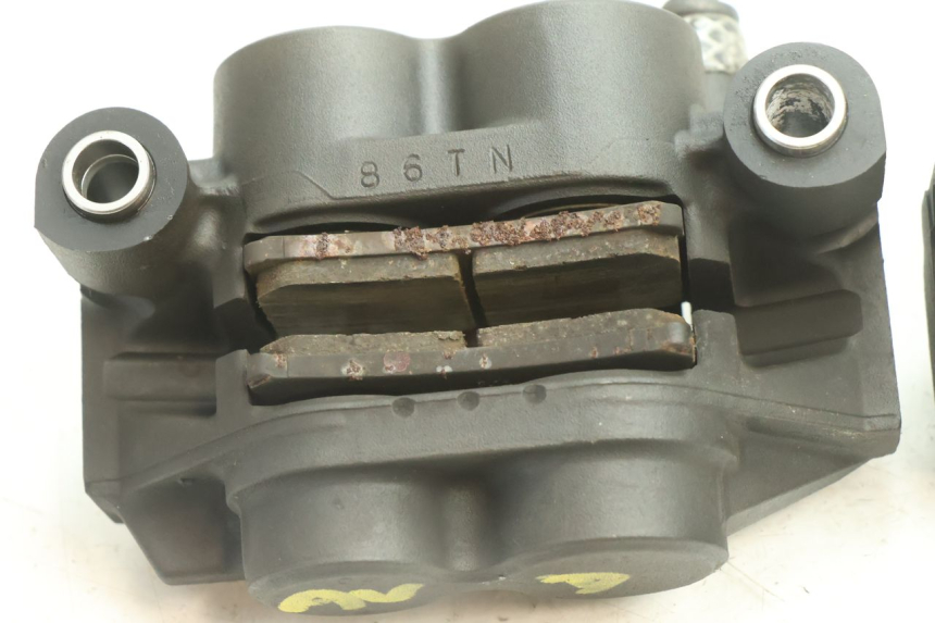 photo de PINÇA DE FREIO DIANTEIRA YAMAHA YZF R6 600 (2008 - 2009) - Pontos de fixação