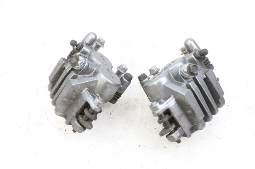 photo de PINÇA DE FREIO DIANTEIRA KAWASAKI ZR 7 750 (1999 - 2004) - Pontos de fixação