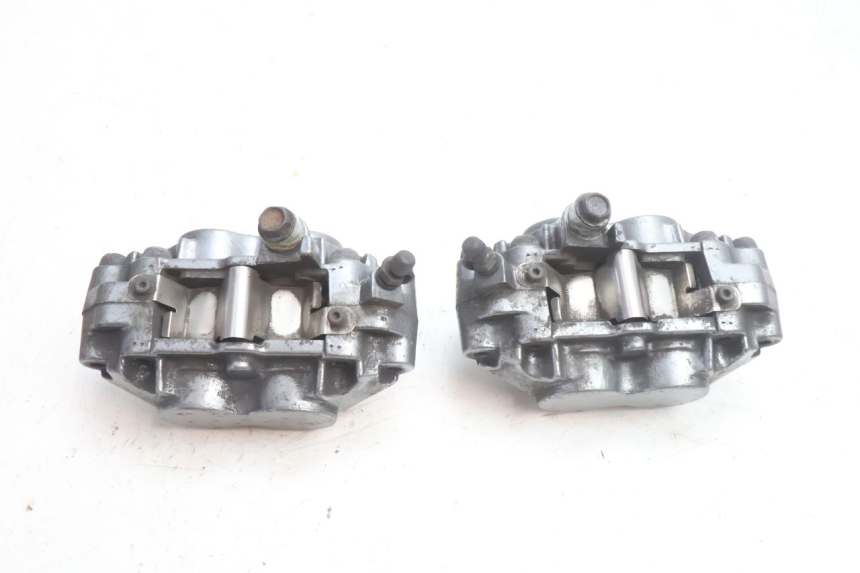 photo de PINÇA DE FREIO DIANTEIRA KAWASAKI ZZR 600 (1995 - 2004) - Outro ângulo de visão