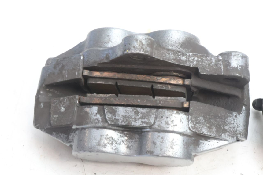 photo de PINÇA DE FREIO DIANTEIRA KAWASAKI ZZR 600 (1995 - 2004) - Pontos de fixação