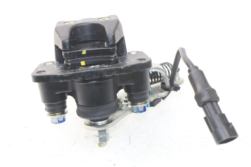photo de PINÇA DE TRAVÃO ROLL LOCK PIAGGIO MP3 HPE 500 (2019 - 2022) - Zoom do estado de desgaste