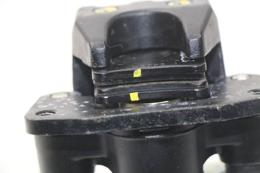 photo de PINÇA DE TRAVÃO ROLL LOCK PIAGGIO MP3 HPE 500 (2019 - 2022) - Outro ângulo de visão