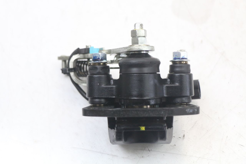 photo de PINÇA DE TRAVÃO ROLL LOCK PIAGGIO MP3 HPE 350 (2018 - 2020) - Outro ângulo de visão