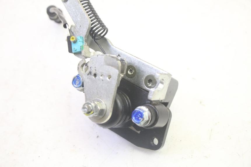 photo de PINÇA DE TRAVÃO ROLL LOCK PIAGGIO MP3 HPE 350 (2018 - 2020) - Detalhe da peça