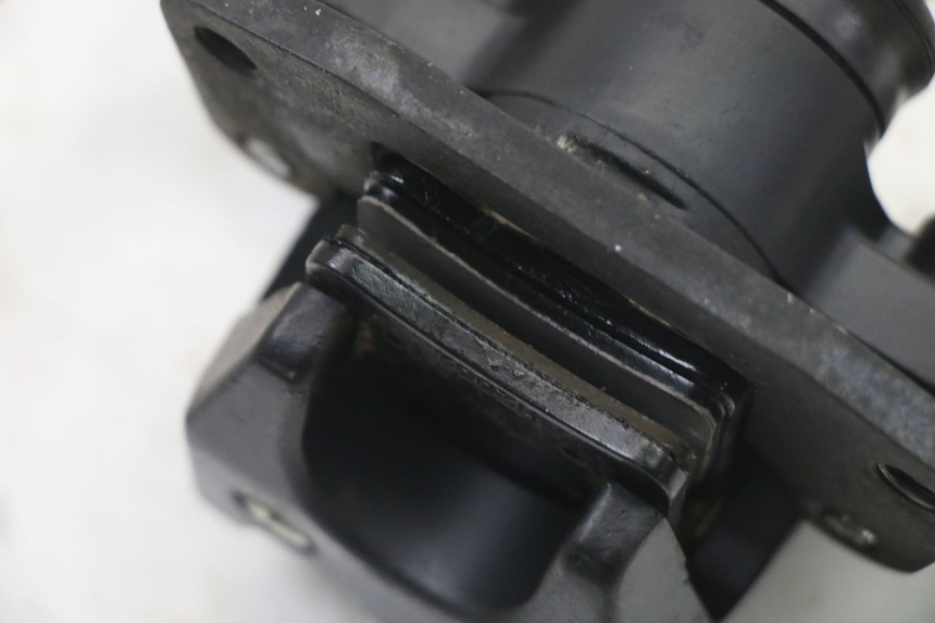 photo de PINÇA DE TRAVÃO ROLL LOCK PIAGGIO MP3 LT 400 (2007 - 2012) - Vista geral