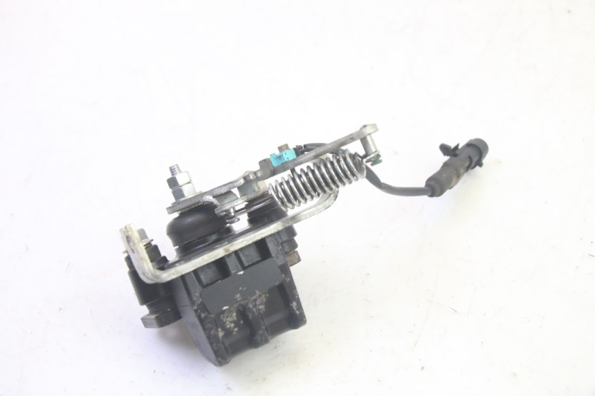 photo de PINÇA DE TRAVÃO ROLL LOCK PIAGGIO MP3 LT 400 (2007 - 2012) - Outro ângulo de visão