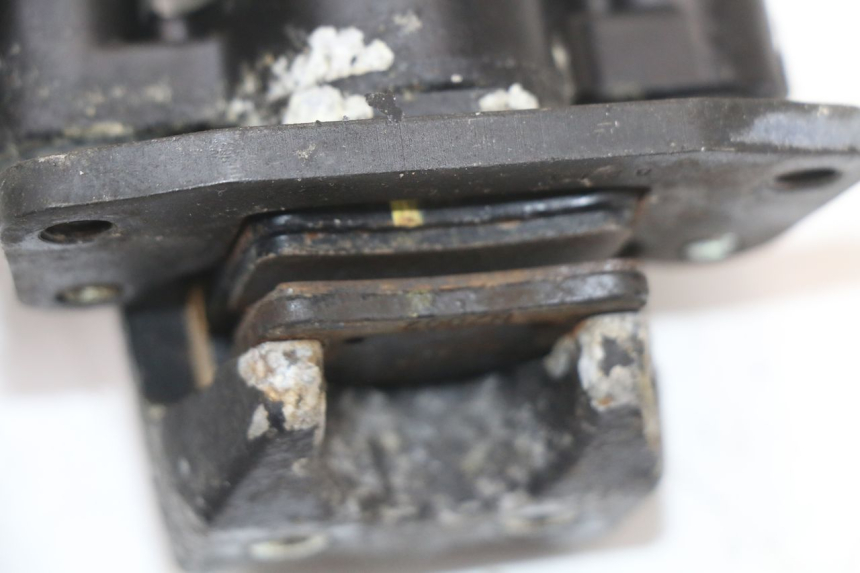 photo de PINÇA DE TRAVÃO ROLL LOCK PIAGGIO MP3 125 (2006 - 2014) - Estado da superfície