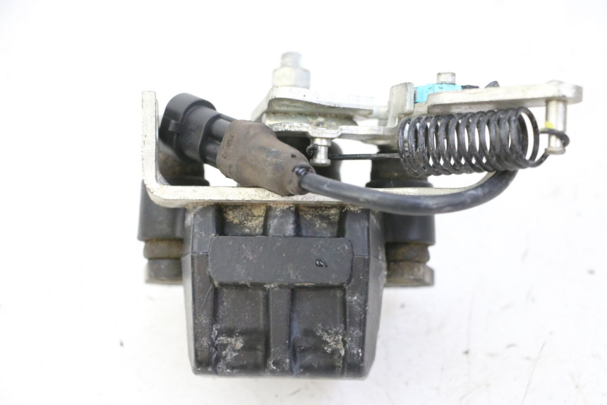 photo de PINÇA DE TRAVÃO ROLL LOCK PIAGGIO MP3 500 (2014 - 2017) - Pontos de fixação