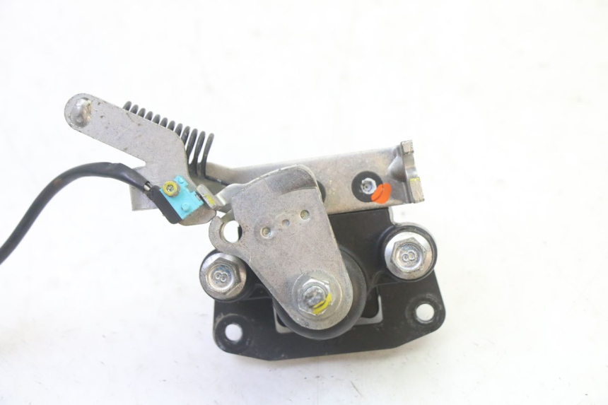 photo de PINÇA DE TRAVÃO ROLL LOCK PIAGGIO MP3 RL 250 (2006 - 2010) - Detalhe da peça