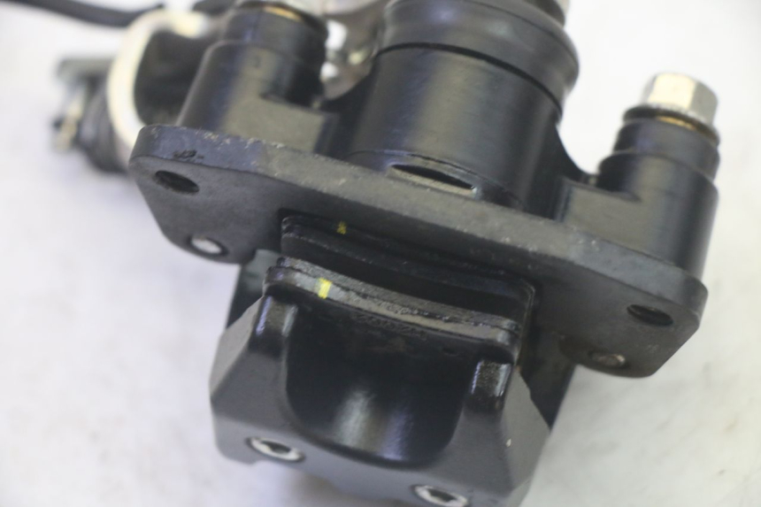 photo de PINÇA DE TRAVÃO ROLL LOCK PIAGGIO MP3 RL 250 (2006 - 2010) - Estado da superfície
