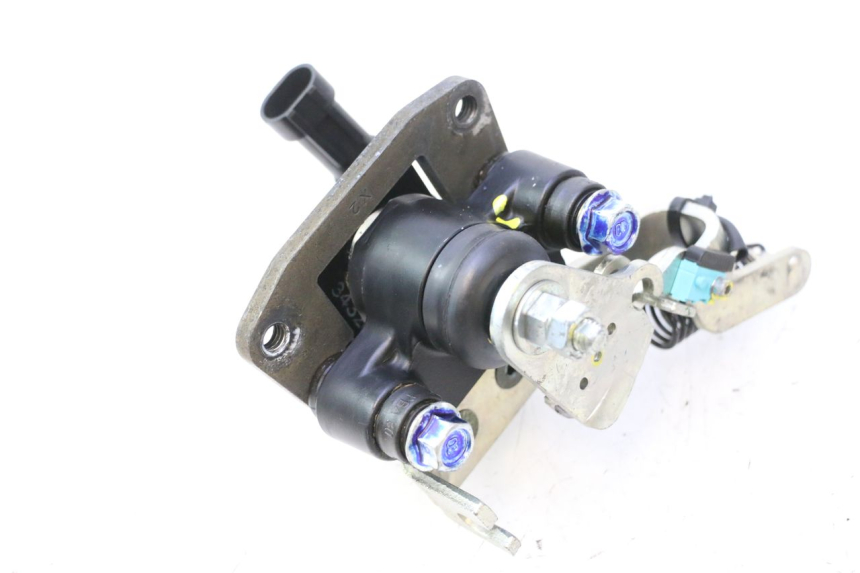 photo de PINÇA DE TRAVÃO ROLL LOCK PIAGGIO MP3 500 (2011 - 2015) - Pontos de fixação