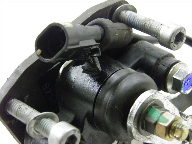 photo de PINÇA DE TRAVÃO ROLL LOCK PIAGGIO MP3 RL 125 (2006 - 2014) - Zoom do estado de desgaste