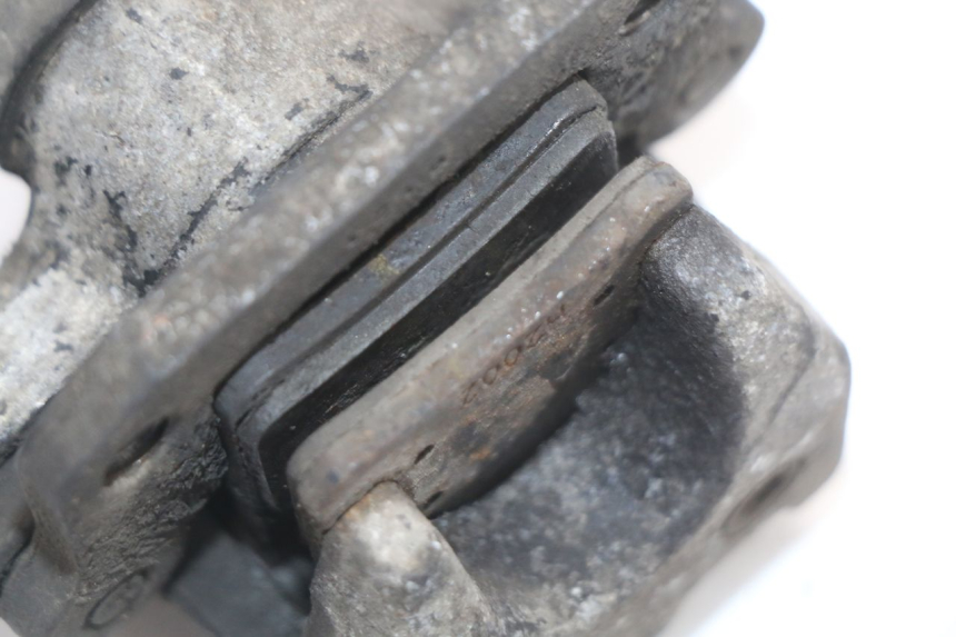 photo de PINÇA DE ESTACIONAMENTO PIAGGIO MP3 125 (2006 - 2014) - Pontos de fixação