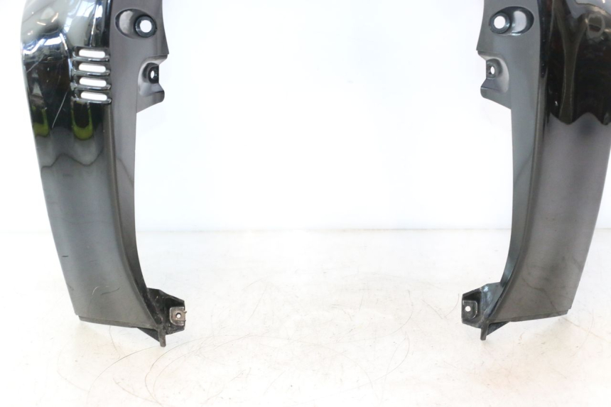 photo de FRENTE SUZUKI BURGMAN EXECUTIVE ABS 650 (2006 - 2012) - Ampliação dos componentes