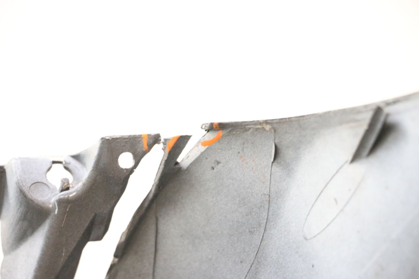 photo de FRENTE SYM GTS EVO 125 (2009 - 2013) - Detalhes característicos