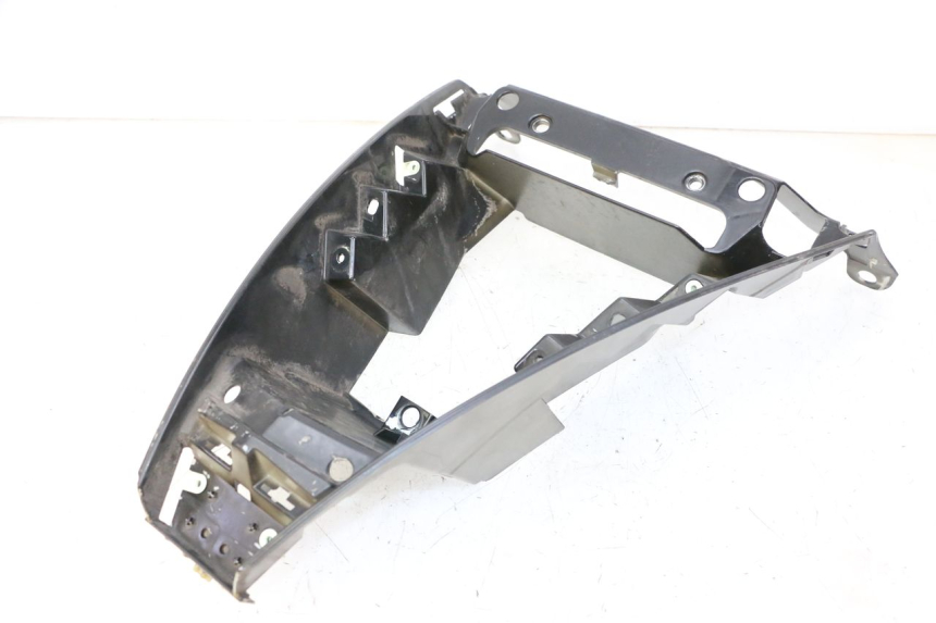 photo de PARTE INFERIOR DA FRENTE PEUGEOT CITYSTAR 50 (2013 - 2017) - Pontos de fixação
