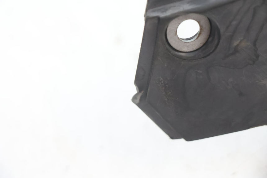 photo de PARTE INFERIOR DA FRENTE PEUGEOT TREKKER 50 (1995 - 2004) - Zoom do estado de desgaste