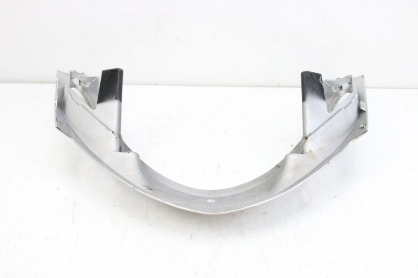 photo de PARTE INFERIOR DA FRENTE SUZUKI UH BURGMAN 125 (2002 - 2006) - Pontos de fixação