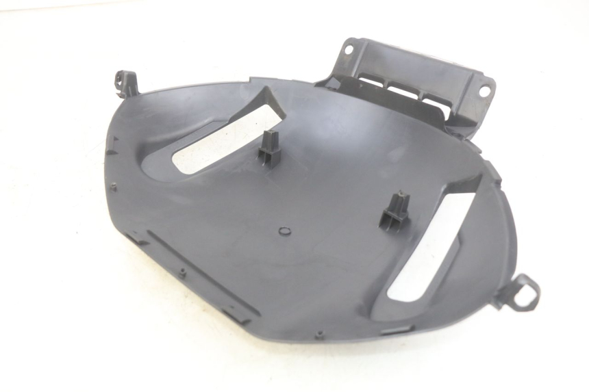 photo de PARTE INTERNA DA FRENTE SUZUKI BURGMAN 650 (2002 - 2004) - Detalhe da peça