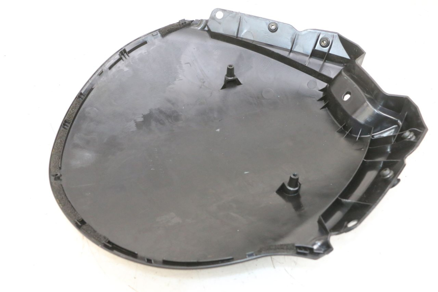 photo de PARTE INTERNA DA FRENTE SUZUKI BURGMAN 125 (2007 - 2014) - Zoom do estado de desgaste