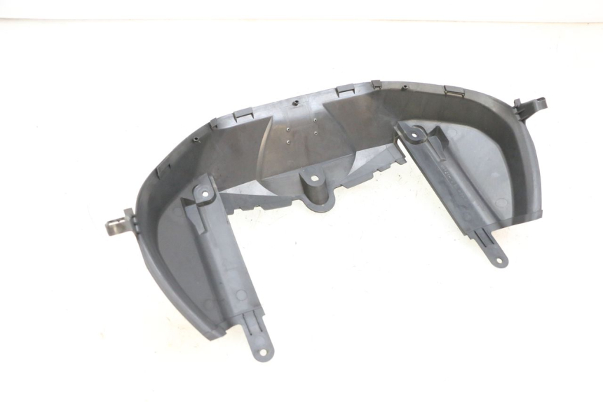 photo de PARTE INTERNA DA FRENTE SUZUKI BURGMAN EXECUTIVE ABS 650 (2006 - 2012) - Detalhe da peça