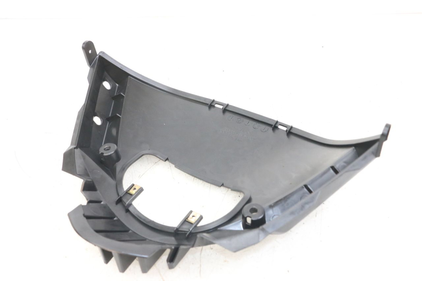 photo de PARTE INTERNA DA FRENTE KYMCO DINK STREET ABS 125 (2011 - 2018) - Detalhe da peça