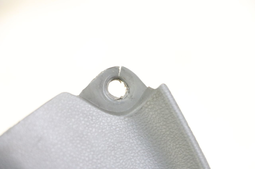 photo de PARTE INTERNA DA FRENTE HONDA CBR F 1000 (1993 - 1996) - Detalhe da peça