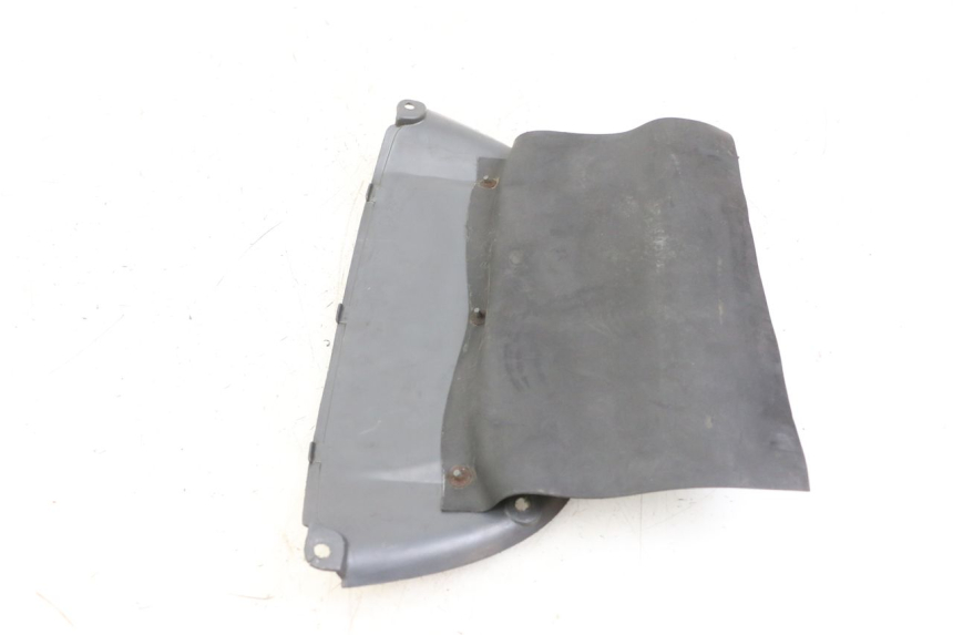 photo de PARTE INTERNA DA FRENTE HONDA CBR F 1000 (1993 - 1996) - Outro ângulo de visão