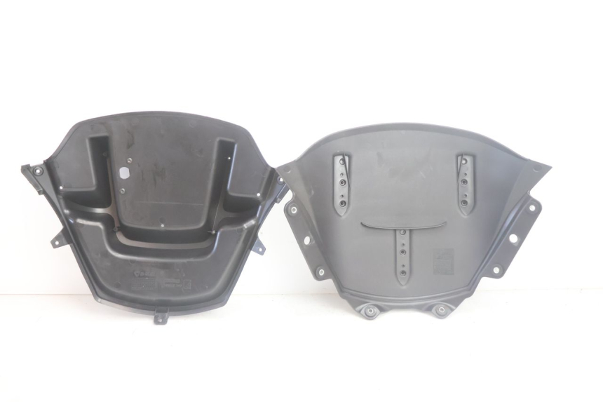 photo de FRENTE INTERNA PIAGGIO MP3 500 (2011 - 2015) - Detalhe da peça