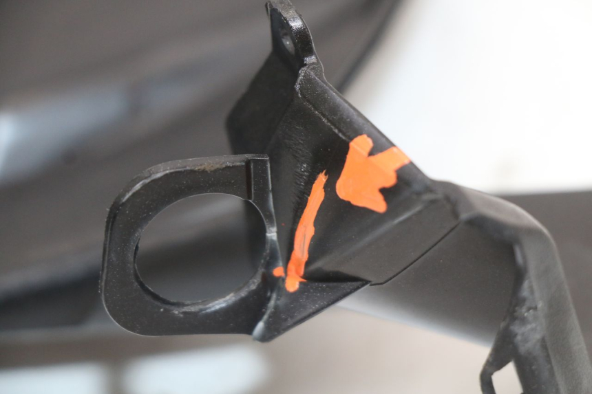 photo de FRENTE INTERNA PEUGEOT SATELIS 125 (2010 - 2012) - Estado da superfície