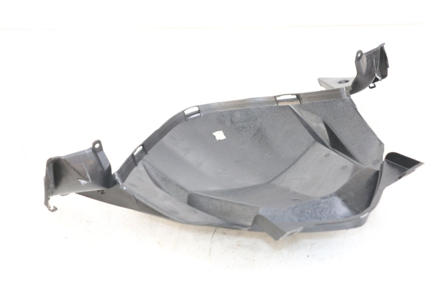 photo de PARTE INTERNA DA FRENTE PEUGEOT SATELIS 125 (2006 - 2009) - Detalhe da peça