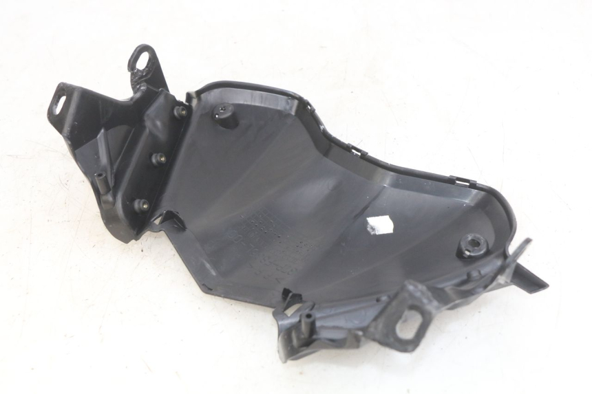 photo de PARTE INTERNA DA FRENTE YAMAHA X-MAX XMAX 125 (2010 - 2013) - Zoom do estado de desgaste